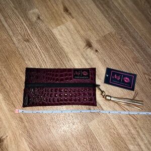 Women's Burgundy Makeup Bag